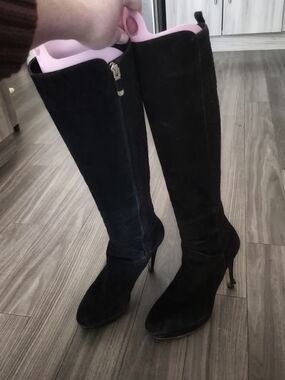 Vero Cuoio Black Suede Knee-High Stiletto Boots